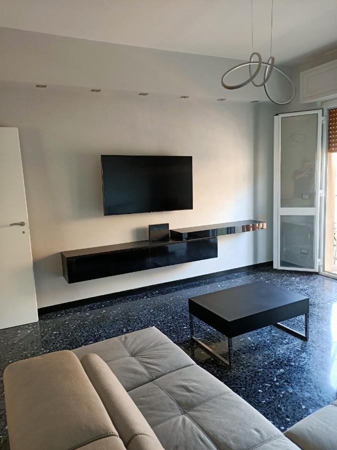Casa Di Noemi - Seafront With Parking Apartment Savona Luaran gambar